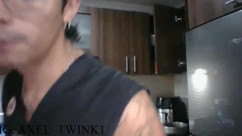 Snapshot of axellatino_ chatting on 10-07-25, 12:08 Axel  online show from 10-07-25, 12:08