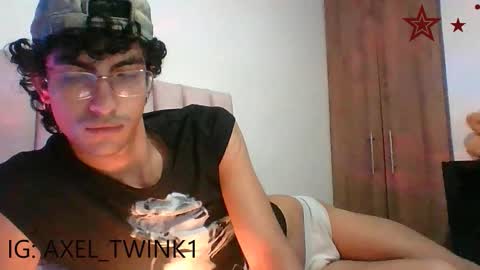 Axel  online show from 12-16-25, 05:12