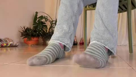 Snapshot of axellcollins chatting on 06-04-26, 08:04 im your little femboy ALEX online show from 06-04-26, 08:04