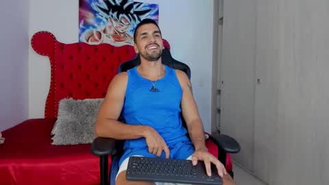 Axel online show from 11-24-25, 07:02