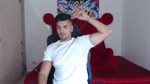 Axel online show from 03-08-26, 02:04