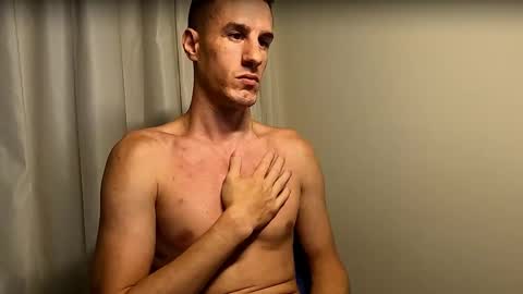 Axl online show from 09-09-25, 02:11