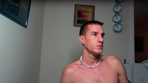 Axl online show from 10-04-25, 03:26