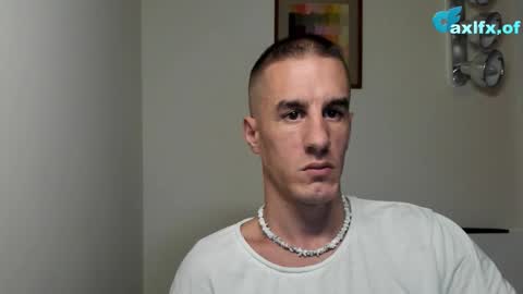 Axl online show from 10-21-25, 09:59