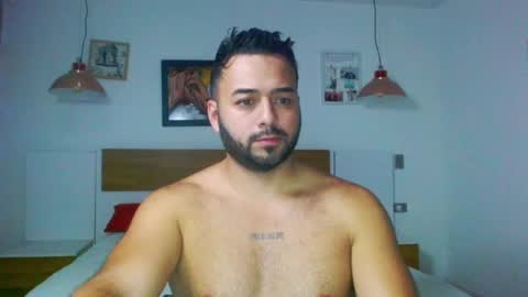 Snapshot of axxel_chris chatting on 02-09-25, 03:32 Cris Foster online show from 02-09-25, 03:32