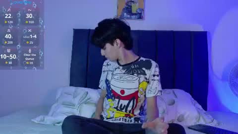 Axxxel  online show from 06-18-26, 02:45
