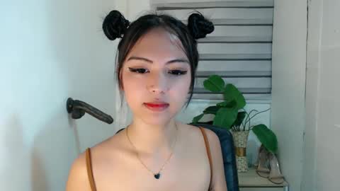 ayalvrs18 online show from 02-14-25, 04:04