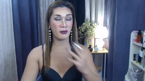 Snapshot of ayamiller chatting on 03-02-25, 03:34 aya online show from 03-02-25, 03:34