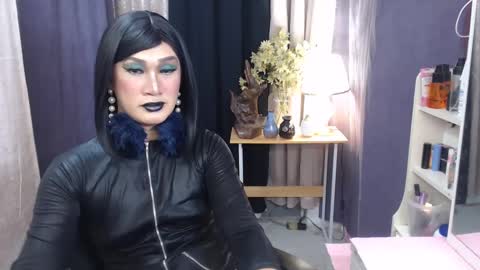 Snapshot of ayamiller chatting on 03-04-25, 04:27 aya online show from 03-04-25, 04:27