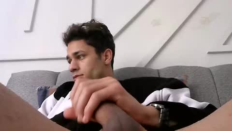 Snapshot of ayazdemir chatting on 12-18-24, 09:25 Ayaz online show from 12-18-24, 09:25