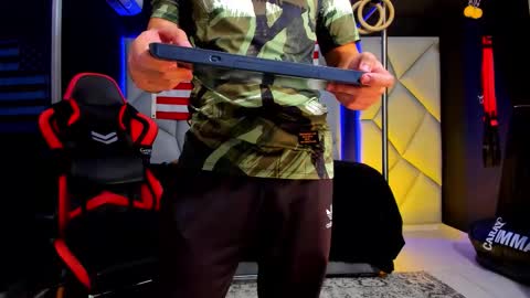 Ayden Miller online show from 01-15-26, 03:22