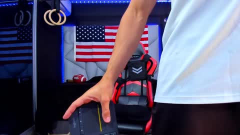 Ayden Miller online show from 04-03-26, 04:54