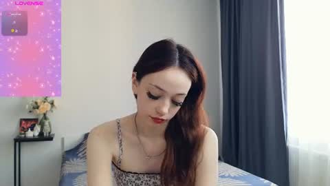Hailey Wellington online show from 07-05-26, 02:24