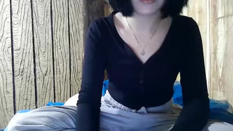 ayesha07 online show from 03-03-25, 06:37