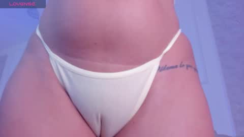 Alyda Jaramillo online show from 05-19-26, 02:56