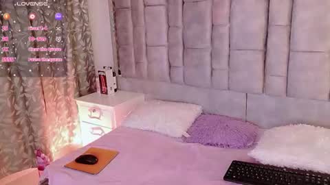 ayla_han online show from 07-08-26, 05:45