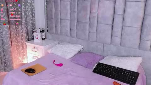 ayla_han online show from 07-11-26, 01:41