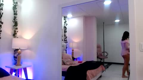 Ayla online show from 06-02-26, 07:27