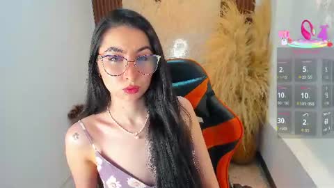 Snapshot of ayla_min chatting on 07-29-26, 10:19 Ayla online show from 07-29-26, 10:19