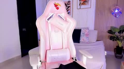 Ayleen online show from 11-23-25, 02:17