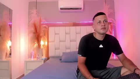 Aylin and Damian online show from 07-31-26, 02:33