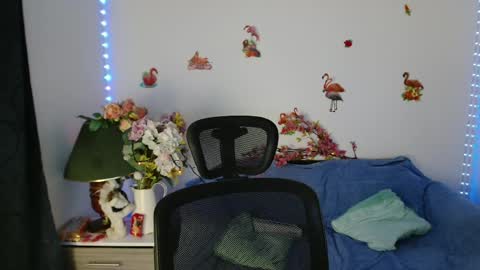 Aylin online show from 04-29-26, 08:15