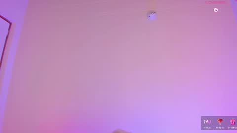 Snapshot of aylinnzambrano_ chatting on 03-06-25, 05:57 Aylin online show from 03-06-25, 05:57