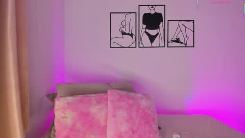 Aylin  online show from 12-19-25, 10:33