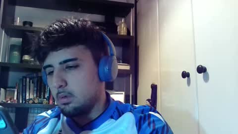 Snapshot of aymimadrdelbich0 chatting on 03-02-25, 02:51 ApoloArt online show from 03-02-25, 02:51