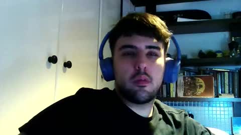 Snapshot of aymimadrdelbich0 chatting on 11-01-25, 07:05 ApoloArt online show from 11-01-25, 07:05