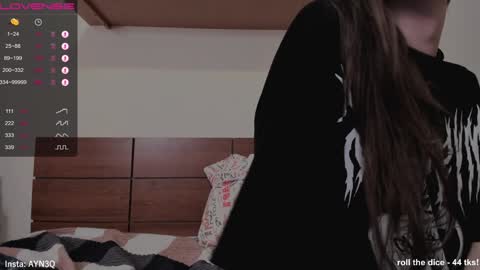 AYNEK        fansly  online show from 12-23-24, 02:02