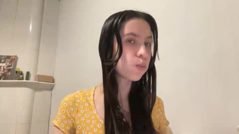 Snapshot of ayyababys chatting on 06-06-26, 10:14 angel ayya online show from 06-06-26, 10:14