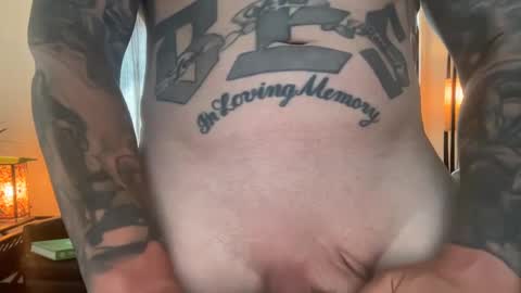 Snapshot of az_tatts chatting on 09-21-25, 11:06 az_tatts online show from 09-21-25, 11:06