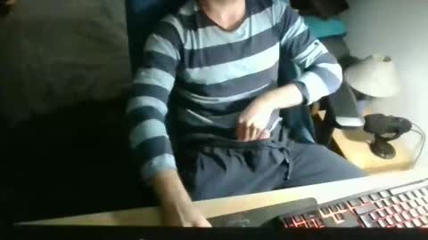 azdert online show from 11-18-25, 12:27