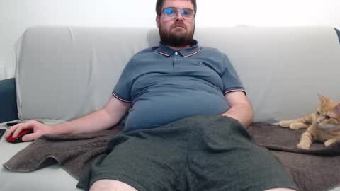 Azer online show from 11-19-25, 08:31