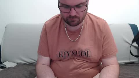 Snapshot of azer912 chatting on 05-24-26, 05:07 Azer online show from 05-24-26, 05:07
