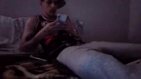 Snapshot of azfinest6587 chatting on 12-25-24, 03:06 Light Bright online show from 12-25-24, 03:06