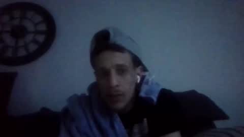 Snapshot of azfinest6587 chatting on 12-28-24, 10:58 Light Bright online show from 12-28-24, 10:58