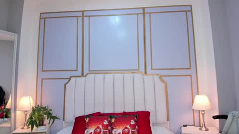 Snapshot of aziac10 chatting on 12-07-24, 11:07 Ale online show from 12-07-24, 11:07