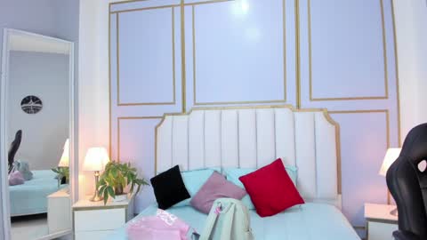 Snapshot of aziac10 chatting on 12-11-24, 11:08 Ale online show from 12-11-24, 11:08