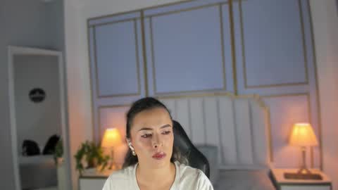 Snapshot of aziac10 chatting on 10-02-25, 11:17 Ale online show from 10-02-25, 11:17