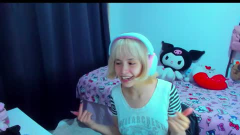 Azu Moure online show from 02-13-26, 02:51