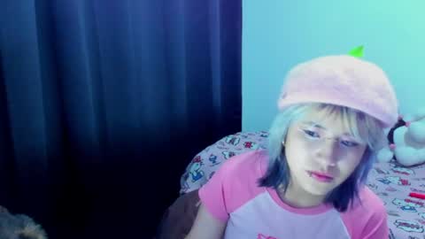 Azu Moure online show from 07-28-26, 02:51