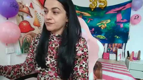 Azucena R online show from 05-04-26, 03:41