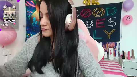 Azucena R online show from 05-08-26, 03:06