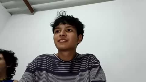Snapshot of azul_quin chatting on 08-10-26, 01:20 azul_quin online show from 08-10-26, 01:20