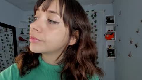 azumi saan online show from 11-24-25, 04:01