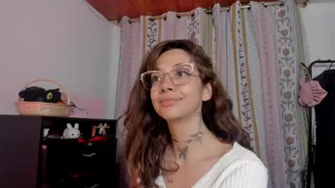 azumi saan online show from 06-22-26, 02:46