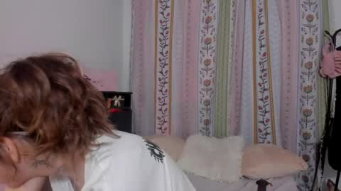 azumi saan online show from 06-30-26, 04:35