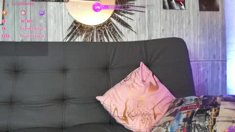 Snapshot of azuraby chatting on 01-31-25, 05:19 Azuraby online show from 01-31-25, 05:19